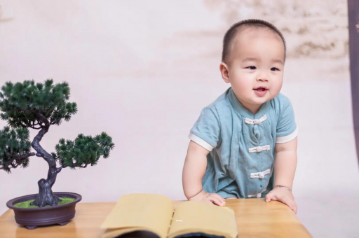 鄂尔多斯孕妇显怀是几个月